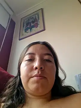 annyaparis online show from October 8, 2025, 9:45 pm