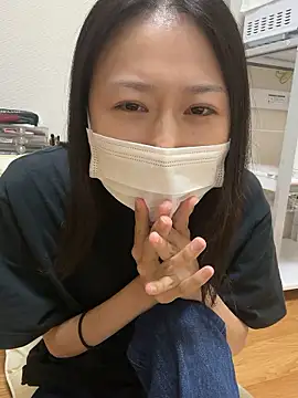 mia2 jp online show from October 8, 2025, 5:05 am