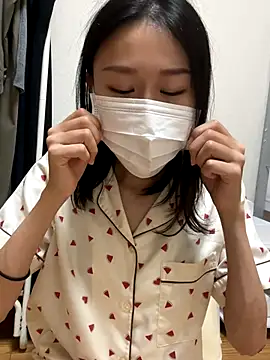 mia2 jp online show from October 18, 2025, 4:37 am