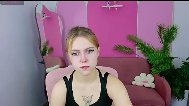 Snapshot of Stellahaart chatting on November 27, 2025, 7:54 am Stellahaart online show from November 27, 2025, 7:54 am