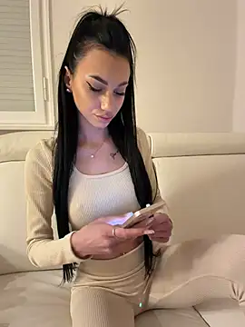 ilariea girl online show from February 14, 2026, 8:27 pm