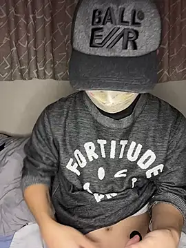 Snapshot of kumatan3434 chatting on January 8, 2026, 1:02 pm kumatan3434 online show from January 8, 2026, 1:02 pm