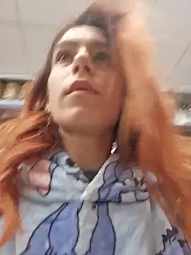 YuriXo online show from November 6, 2025, 9:32 am