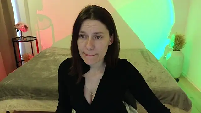 Annaabels online show from June 2, 2026, 9:00 am