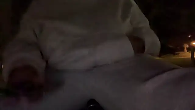 nanaisbackk online show from November 13, 2025, 7:57 pm