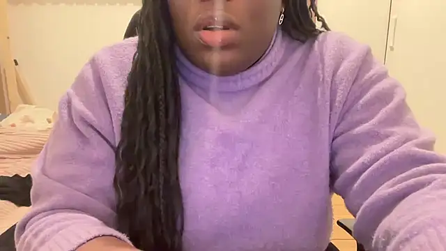 nanaisbackk online show from January 7, 2026, 8:22 pm