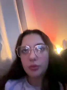 Snapshot of Victoria6989 chatting on December 13, 2025, 9:53 pm Victoria6989 online show from December 13, 2025, 9:53 pm