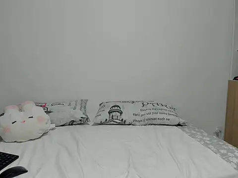 Snapshot of Velira69 chatting on October 24, 2025, 7:32 pm Velira69 online show from October 24, 2025, 7:32 pm