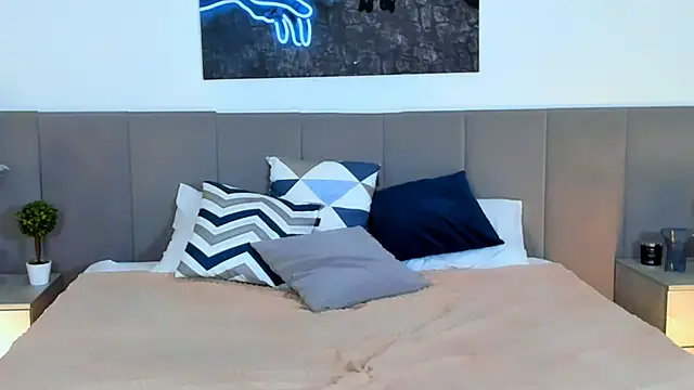 Snapshot of SugarWhisper chatting on November 30, 2025, 4:16 am SugarWhisper online show from November 30, 2025, 4:16 am