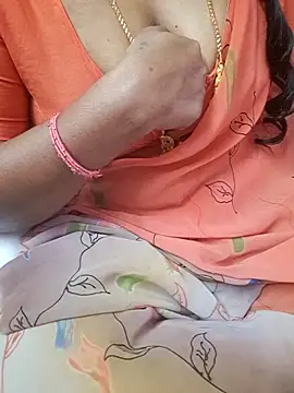 Snapshot of Tamil_Ammani chatting on February 19, 2026, 5:25 am Tamil Ammani online show from February 19, 2026, 5:25 am
