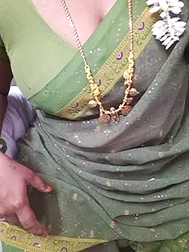 Snapshot of Tamil_Ammani chatting on March 4, 2026, 11:11 pm Tamil Ammani online show from March 4, 2026, 11:11 pm