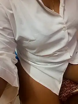 Snapshot of Tamil_Ammani chatting on March 8, 2026, 2:04 am Tamil Ammani online show from March 8, 2026, 2:04 am