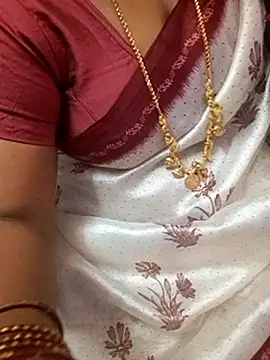 Snapshot of Tamil_Ammani chatting on March 13, 2026, 1:12 am Tamil Ammani online show from March 13, 2026, 1:12 am