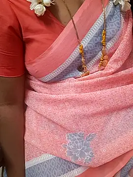 Snapshot of Tamil_Ammani chatting on April 10, 2026, 11:15 am Tamil Ammani online show from April 10, 2026, 11:15 am
