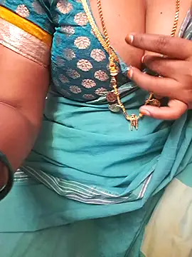 Snapshot of Tamil_Ammani chatting on May 31, 2026, 6:09 pm Tamil Ammani online show from May 31, 2026, 6:09 pm