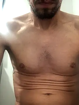 daddydannyboy13 online show from November 10, 2025, 2:38 pm