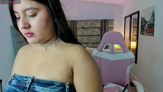 AnnaSwift  online show from November 29, 2025, 3:31 am