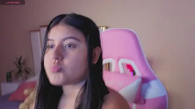 Snapshot of AnnaSwift_ chatting on March 28, 2026, 12:05 pm AnnaSwift online show from March 28, 2026, 12:05 pm