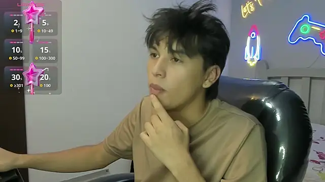 Snapshot of StiwenTwink chatting on January 10, 2026, 7:59 pm StiwenTwink online show from January 10, 2026, 7:59 pm