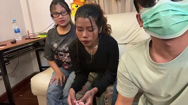 zghn88 online show from October 28, 2025, 5:44 am