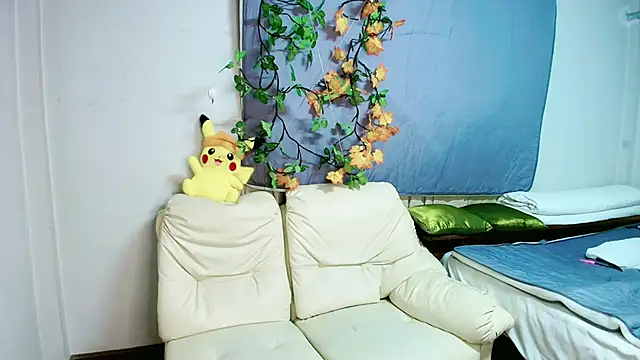 zghn88 online show from November 24, 2025, 10:26 am