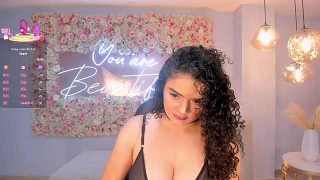 Snapshot of KylieJenkins chatting on January 13, 2026, 11:48 am KylieJenkins online show from January 13, 2026, 11:48 am