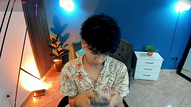 Snapshot of todoroki_g chatting on November 12, 2025, 11:43 am todoroki g online show from November 12, 2025, 11:43 am