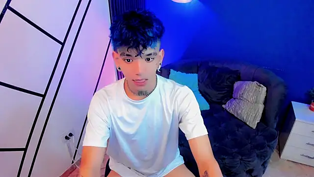 Snapshot of todoroki_g chatting on November 24, 2025, 12:27 pm todoroki g online show from November 24, 2025, 12:27 pm