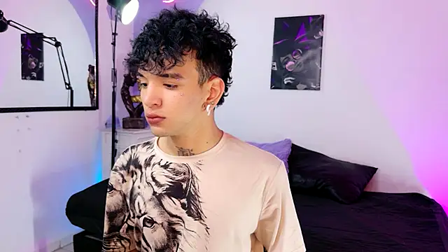 Snapshot of todoroki_g chatting on December 15, 2025, 2:54 pm todoroki g online show from December 15, 2025, 2:54 pm