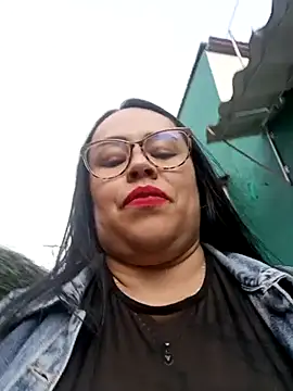 Italia 12 online show from December 4, 2025, 9:56 pm