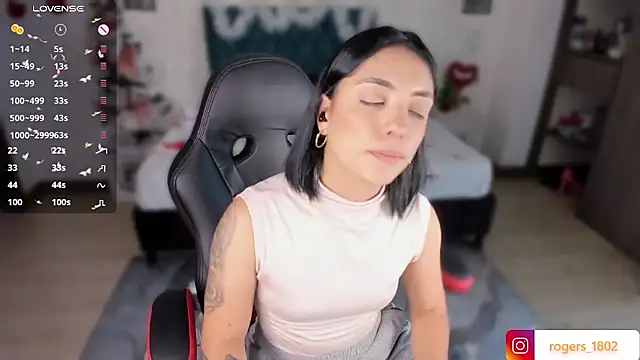 Snapshot of isaa_dl chatting on November 30, 2025, 6:12 pm isaa dl online show from November 30, 2025, 6:12 pm