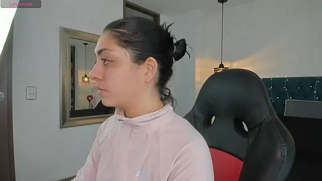 Snapshot of isaa_dl chatting on February 1, 2026, 5:11 pm isaa dl online show from February 1, 2026, 5:11 pm