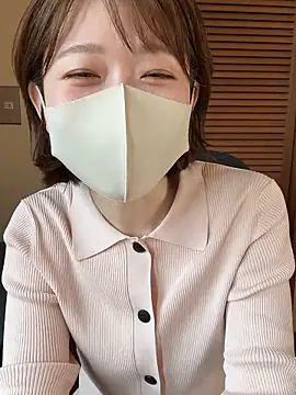 Snapshot of momo_yuipu chatting on October 6, 2025, 12:52 am momo yuipu online show from October 6, 2025, 12:52 am