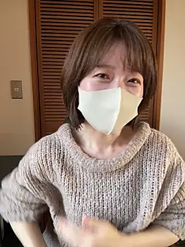 Snapshot of momo_yuipu chatting on November 10, 2025, 1:04 am momo yuipu online show from November 10, 2025, 1:04 am