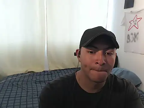 Ander Wolf online show from October 1, 2025, 6:14 pm