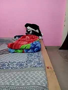 Kitty 18teen online show from November 21, 2025, 1:43 pm