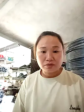 Snapshot of Suka_xx chatting on October 14, 2025, 2:12 am Suka xx online show from October 14, 2025, 2:12 am