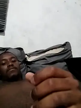 Snapshot of Thabisomgaga1 chatting on February 4, 2026, 8:58 pm Thabisomgaga1 online show from February 4, 2026, 8:58 pm