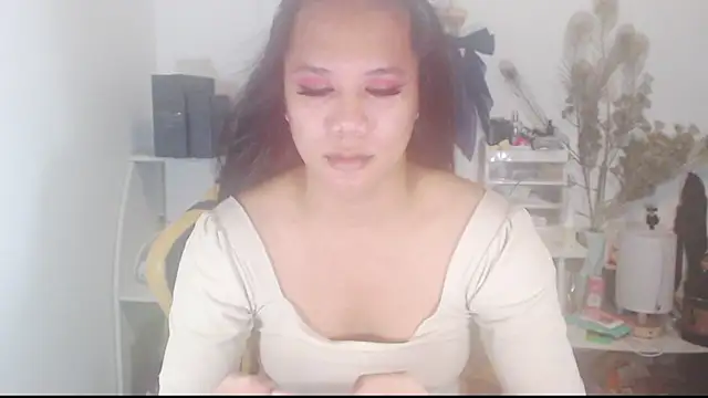 hugecockyurikaa online show from November 27, 2025, 10:39 am