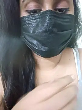 Snapshot of Dheronika_sweetie chatting on January 16, 2026, 6:45 pm Dheronika sweetie online show from January 16, 2026, 6:45 pm