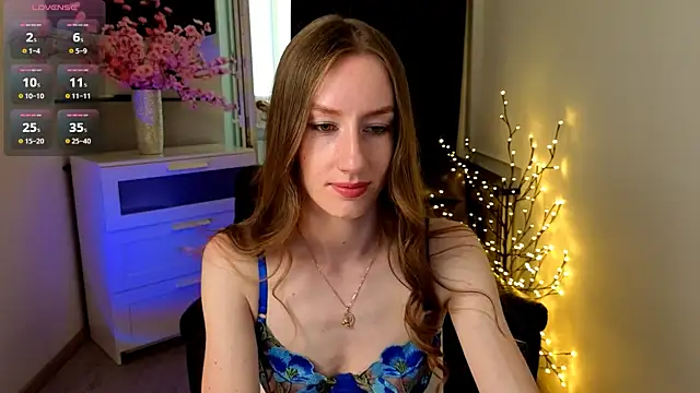 Snapshot of GoldenRose_ chatting on May 10, 2026, 1:16 pm GoldenRose online show from May 10, 2026, 1:16 pm
