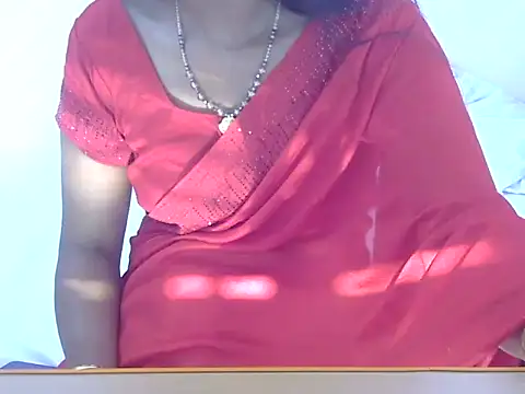 Laila Cute online show from March 24, 2026, 3:22 am