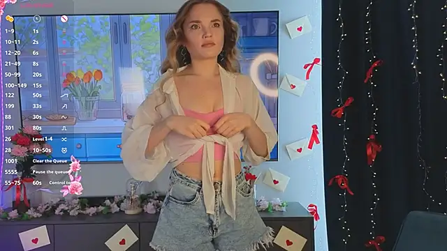 JulieLupo online show from March 7, 2026, 6:21 am