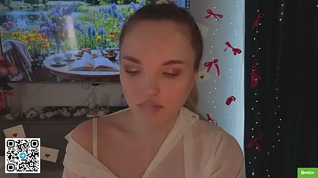 JulieLupo online show from March 19, 2026, 6:50 am