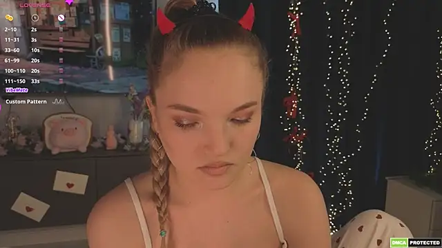 JulieLupo online show from April 15, 2026, 7:04 am