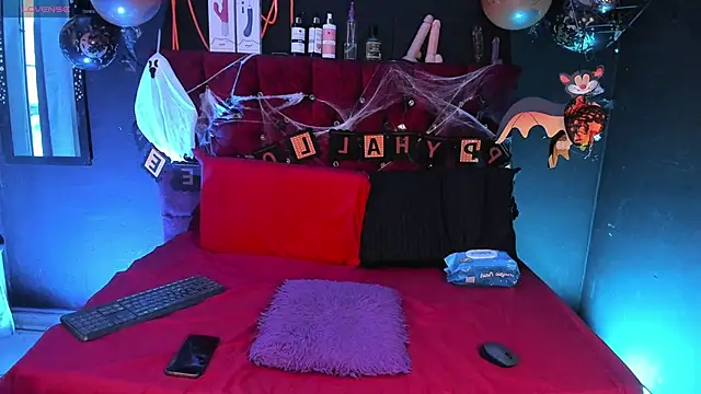 Snapshot of Cony_l chatting on October 24, 2025, 12:23 pm Cony l online show from October 24, 2025, 12:23 pm