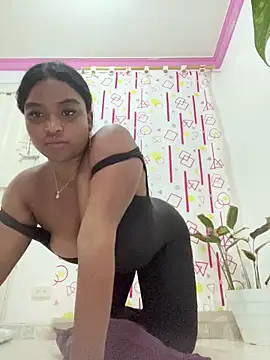 mitschellfox21 online show from November 25, 2025, 7:52 am