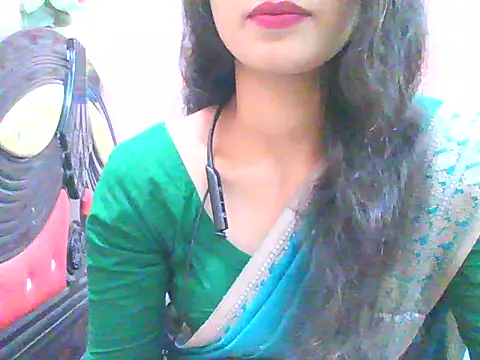 night queeen7 online show from November 13, 2025, 6:07 pm