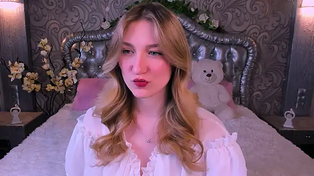 Snapshot of AngelAnabelle chatting on March 5, 2026, 9:00 pm AngelAnabelle online show from March 5, 2026, 9:00 pm