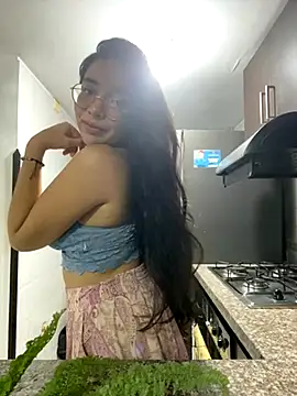 Jules Angel online show from October 10, 2025, 12:31 am